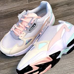 NWT ADIDAS Falcon Sneakers
